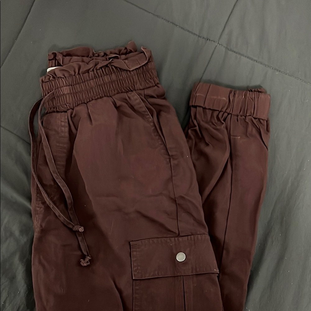 Abercrombie & Fitch Brown Cargo Pants with Elastic Waistband